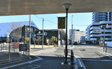 ぐりりスポーツパーク前の交差点（B）